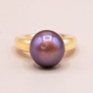 Junkyard Gem Vintage Brown Pearl Ring in 18ct Gold
