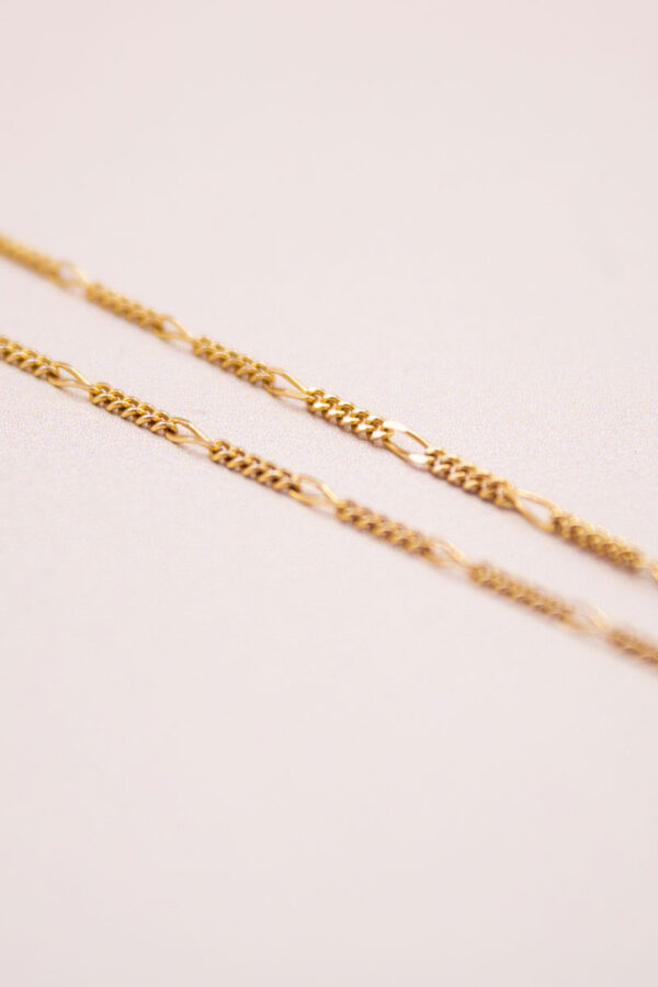 Junkyard Gem 9ct Gold Figaro Chain with Heart Topaz Pendant Charm