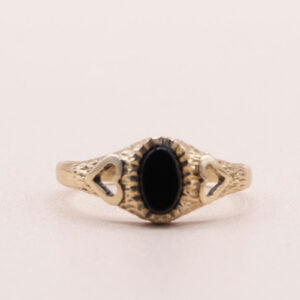 Junkyard Gem 9ct Gold Onyx Signet Ring with Heart Shoulders Vintage