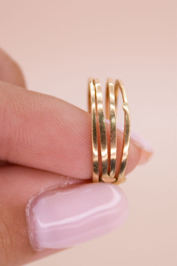 Junkyard Gem 18ct Gold Knot Puzzle Ring