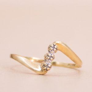 10ct Gold Diamond Heartbeat Ring